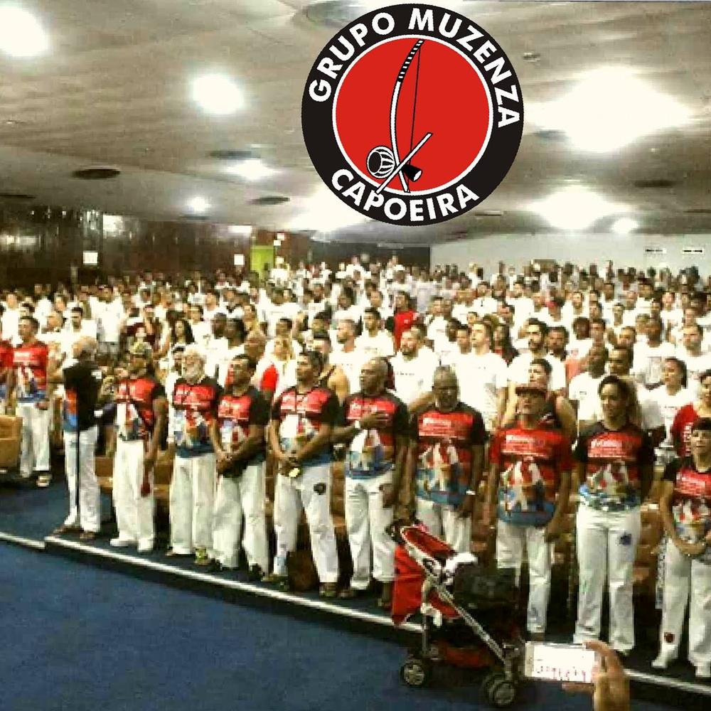Oficial Resso de Vem Jogar Capoeira - Grupo Muzenza de Capoeira