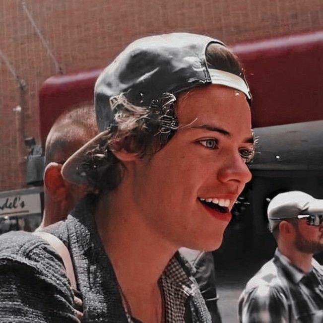 Romaine Gordon's Instagram, Twitter & Facebook on IDCrawl